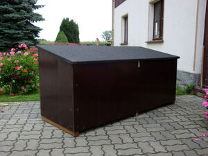 Werkzeugkiste f&uuml;r Transporter Ladefl&auml;che - verschlie&szlig;bar - Deckel mit Dachpappe beklebt - Seiten aus wetterfestem Sperrholz